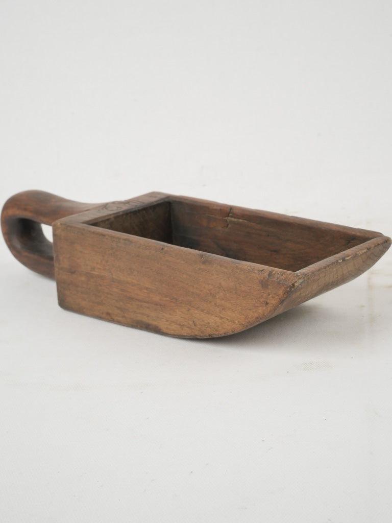 Delightful vintage wooden kitchen scoop