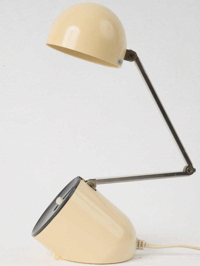 Portable Nanbu Model EA-718 Lamp