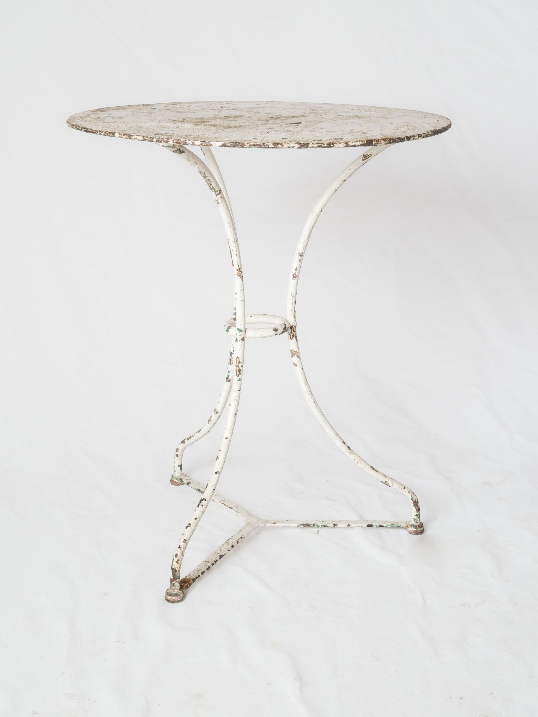 Antique French Iron Garden Guéridon w/ Layered White Painted Finish - 27¼" x 23¼"