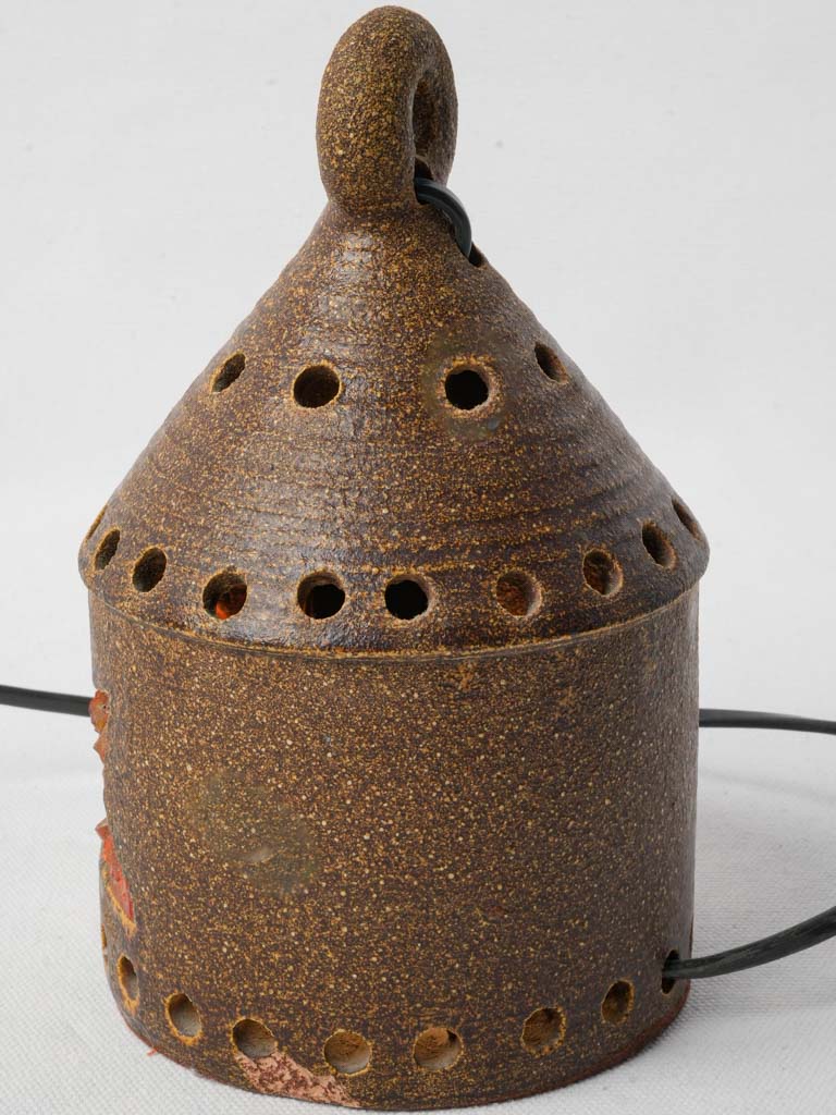 Sculptural pierced design table lamp