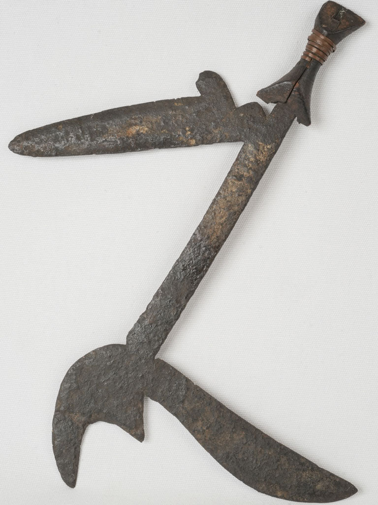 Ancient Sudanese forged iron throwing knife