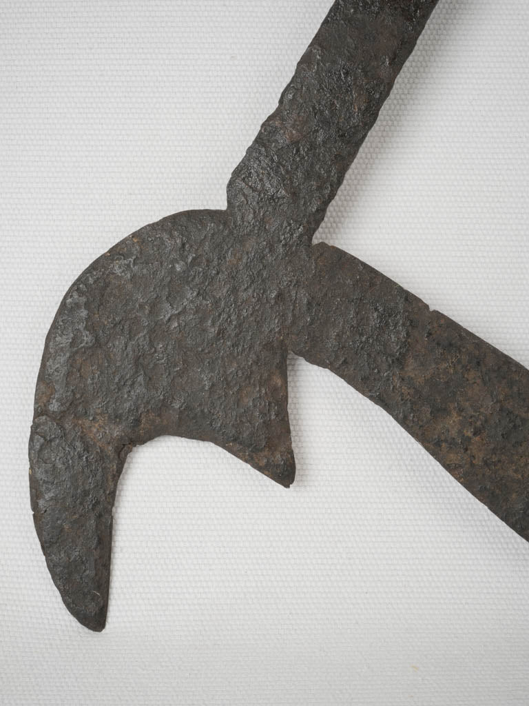 Historical and unique hunting tool 