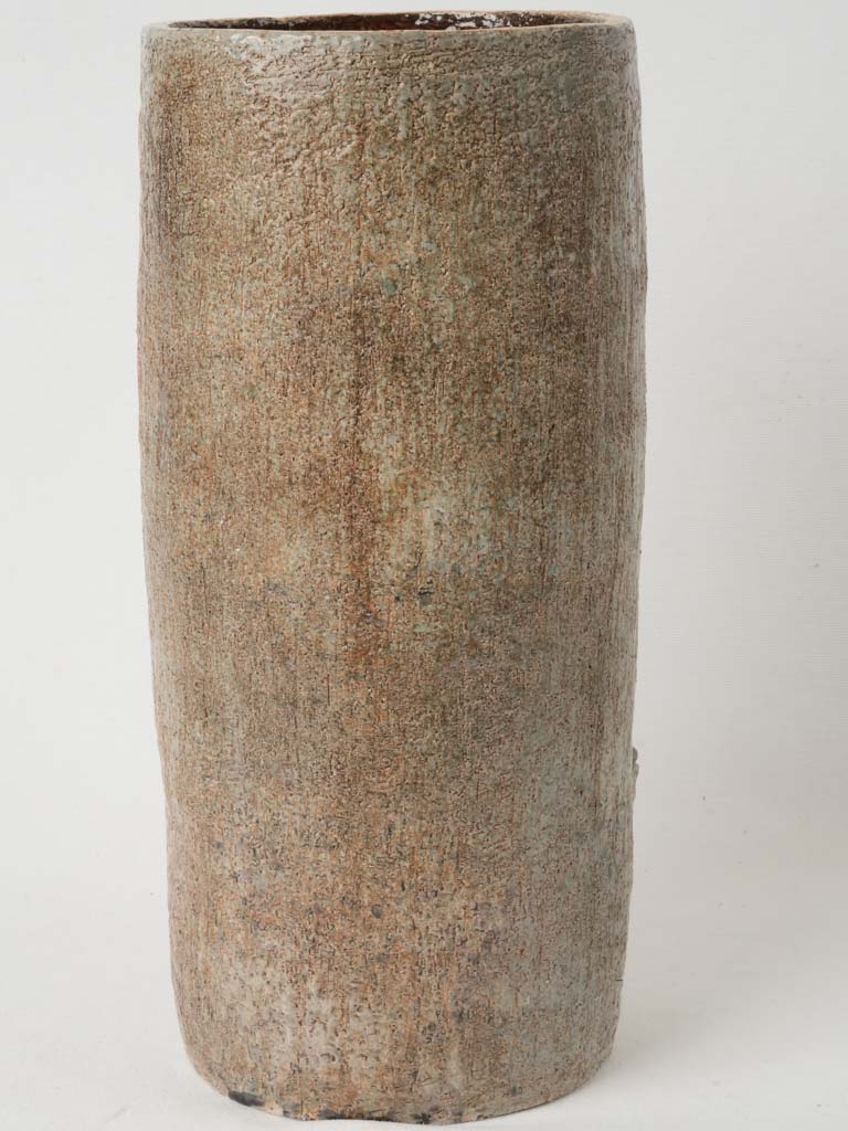 Rustic handmade clay borie stand