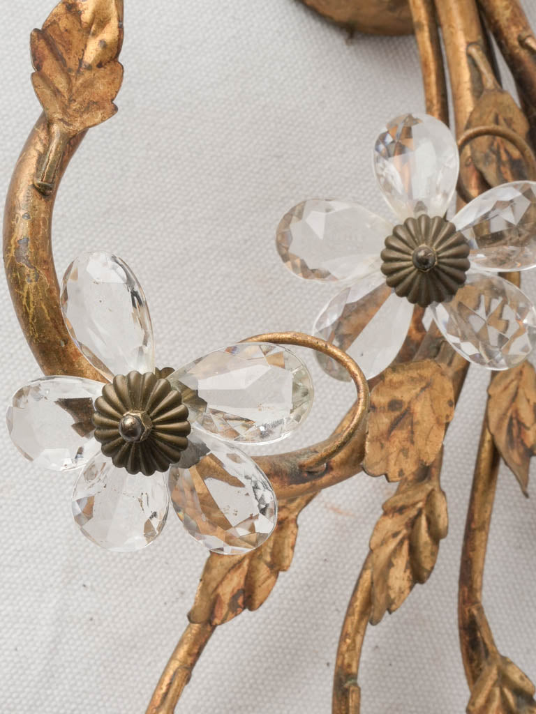 Scrolling branch design wall lighting  