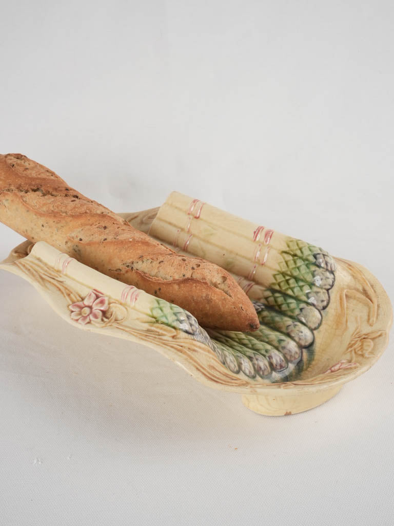 Late 19th century asparagus cradle 15"