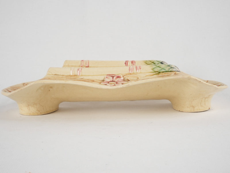 Late 19th century asparagus cradle 15"