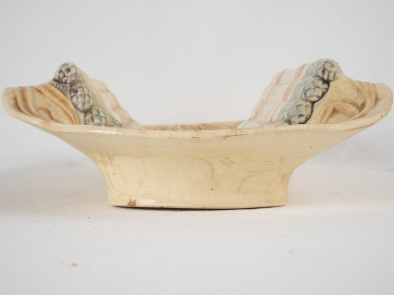 Late 19th century asparagus cradle 15"
