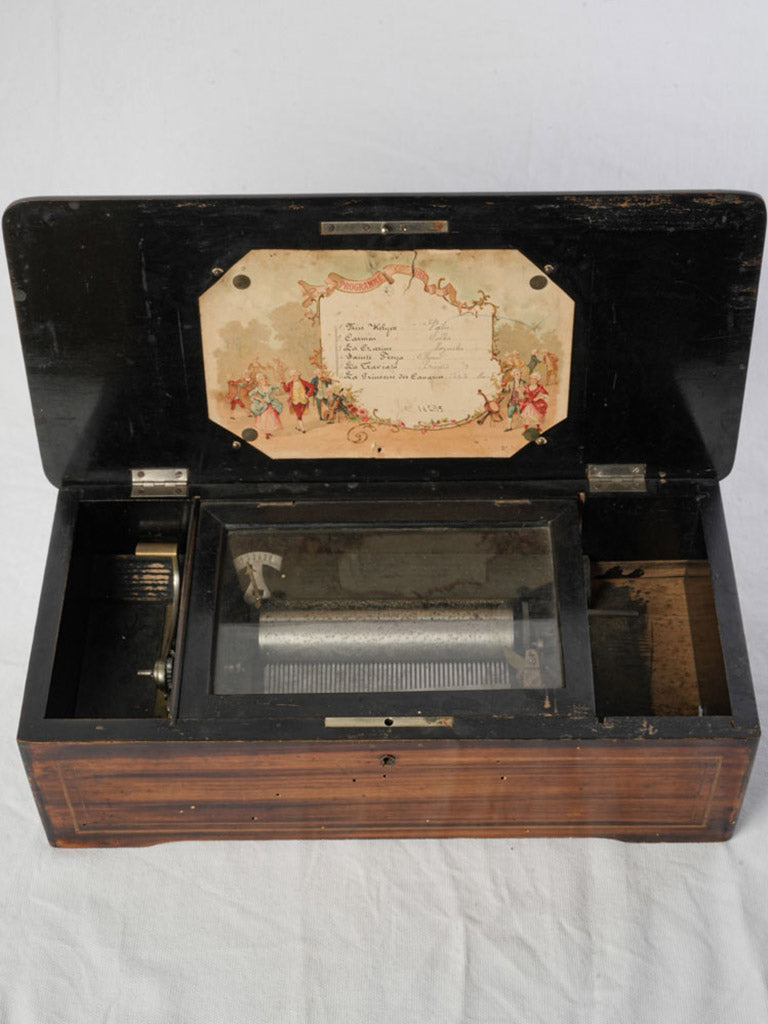 Historical handcrafted music box  