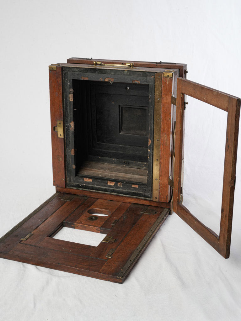 Classic mahogany photo equipment