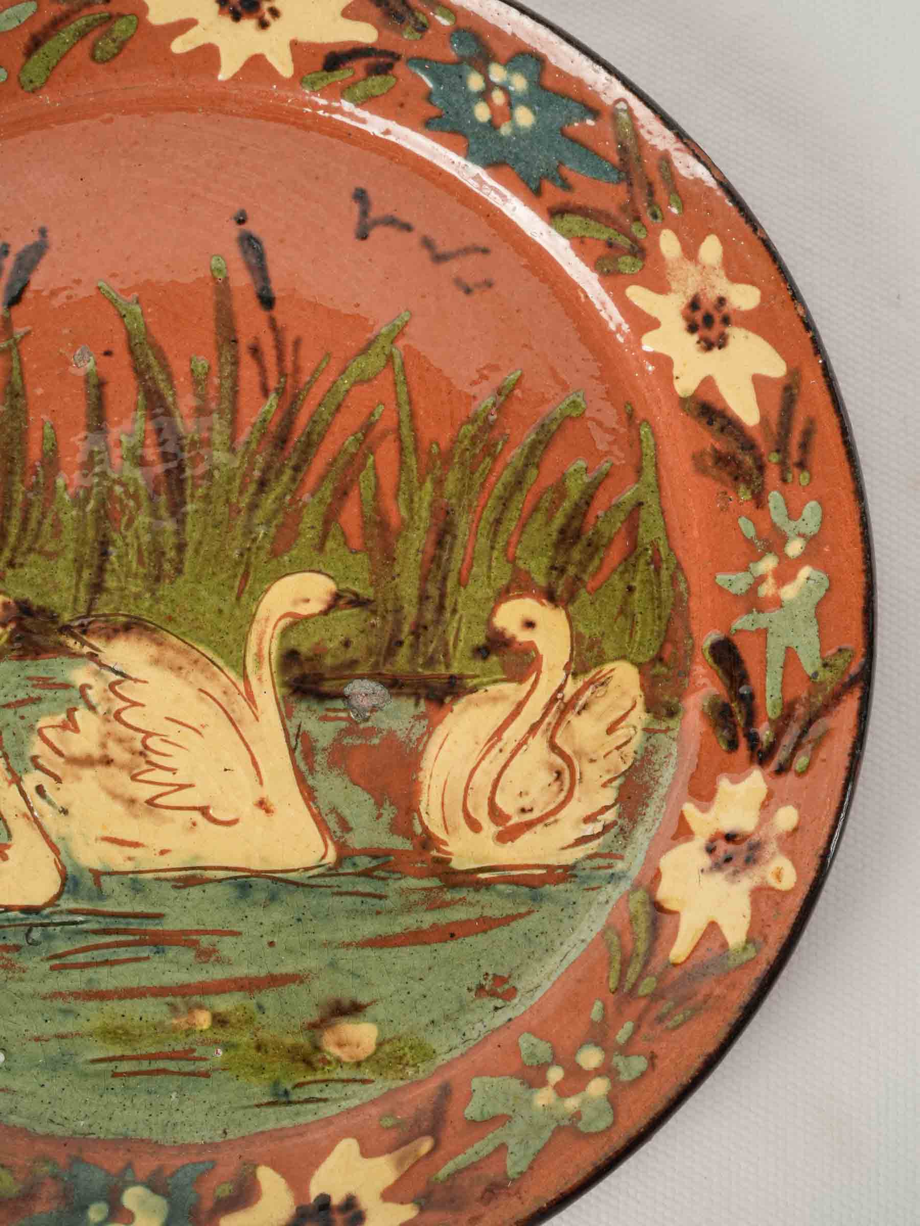 Hand-Painted French Decorative Plate by Robert Géry w/ Swans, 1920–1950 - 8¾"