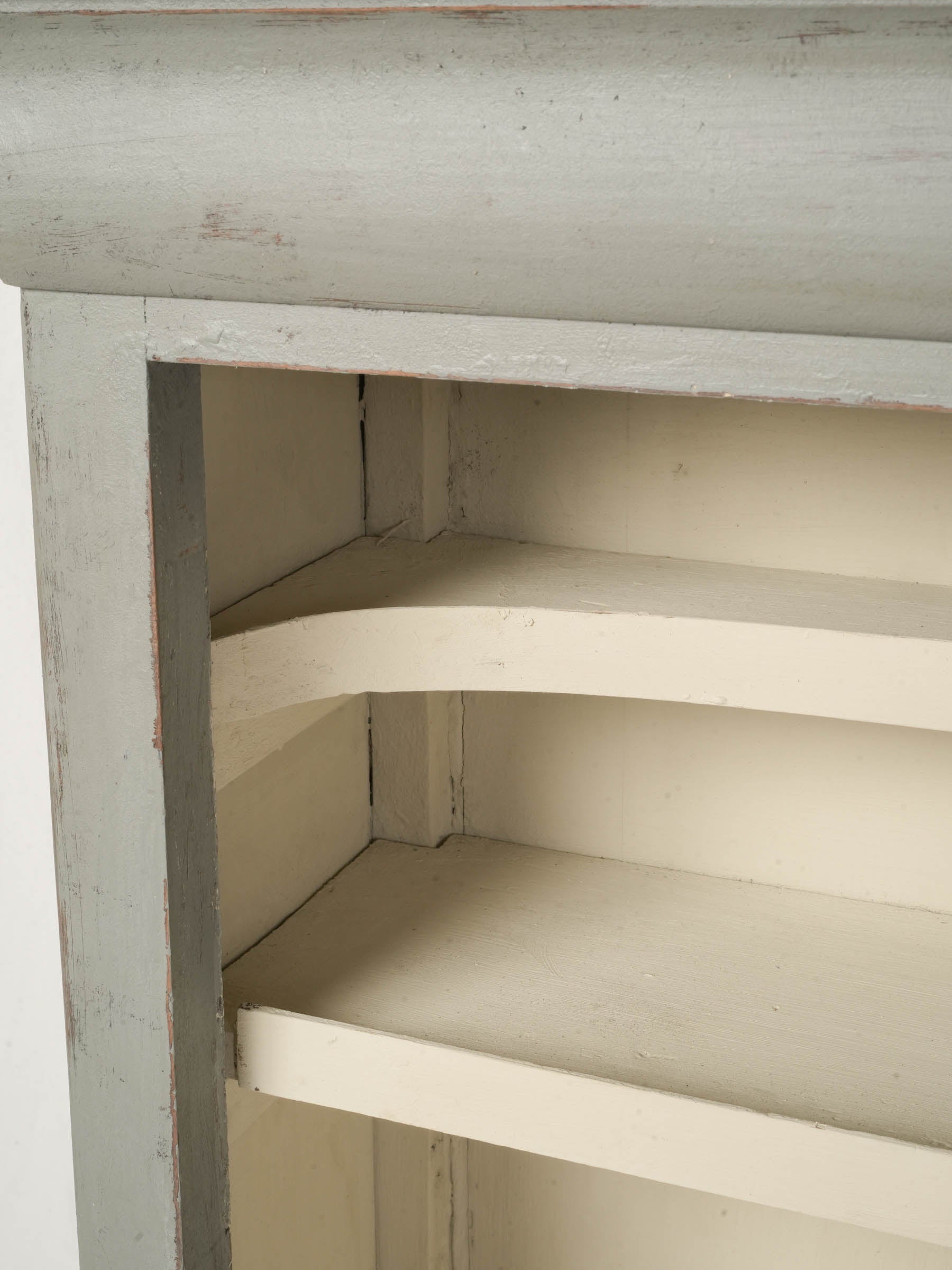 Petite Early 20th-Century Vitrine in French Grey - 33¾" x 28¾"