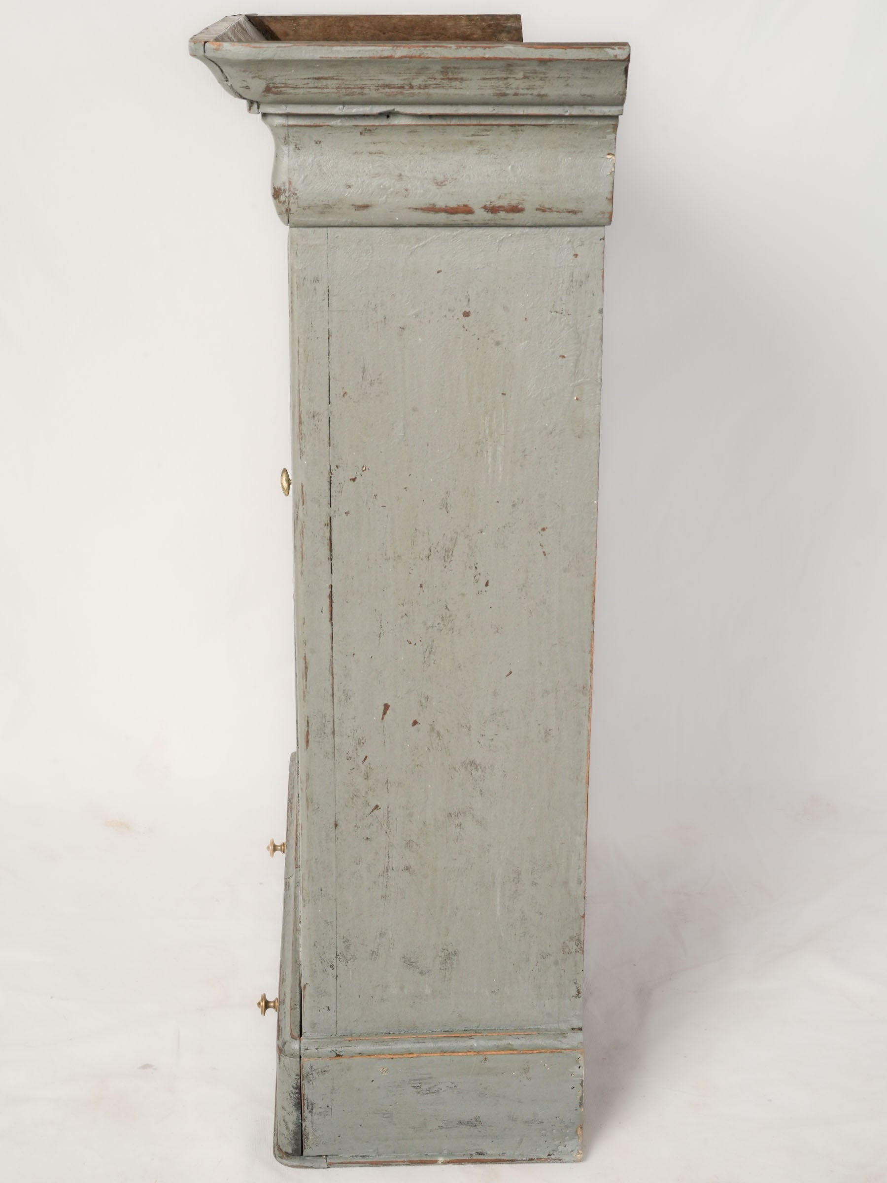 Petite Early 20th-Century Vitrine in French Grey - 33¾" x 28¾"