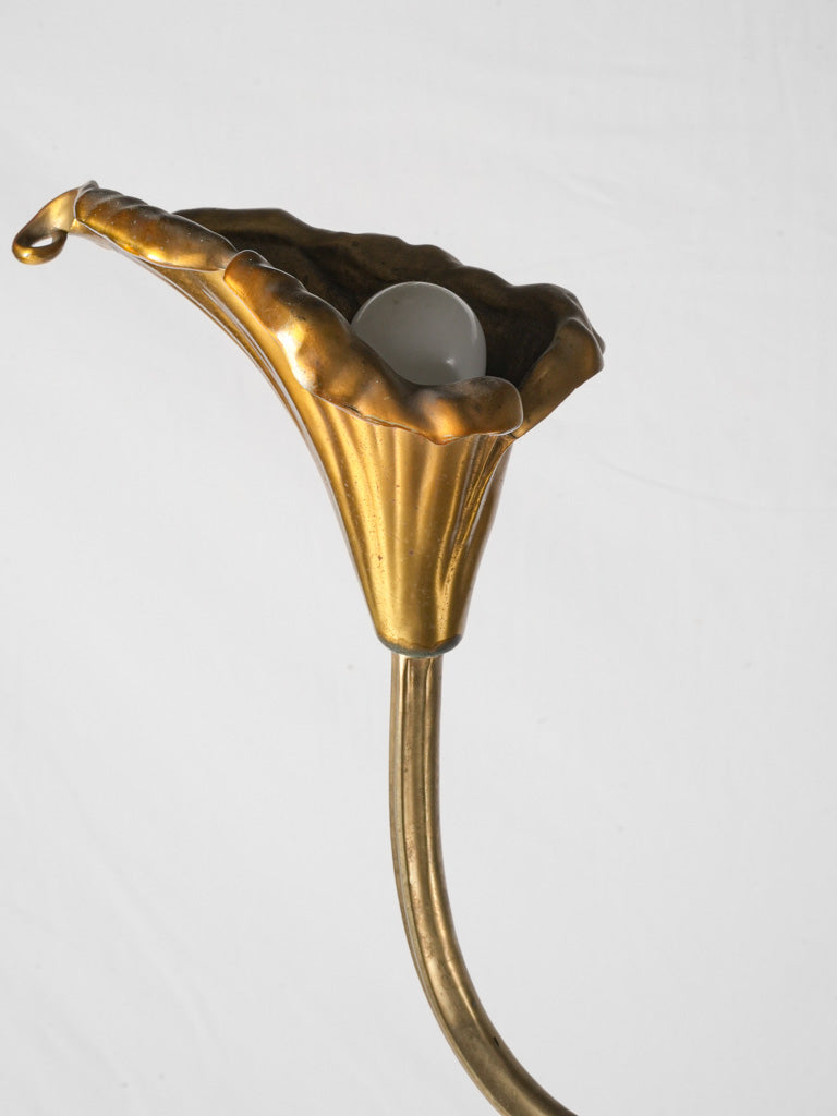 Sculptural calla lily shade lamp