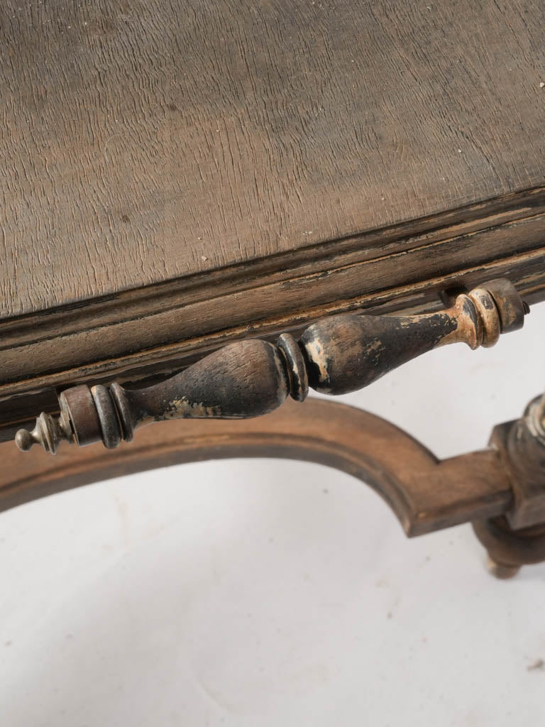 Ceremonial air side table  