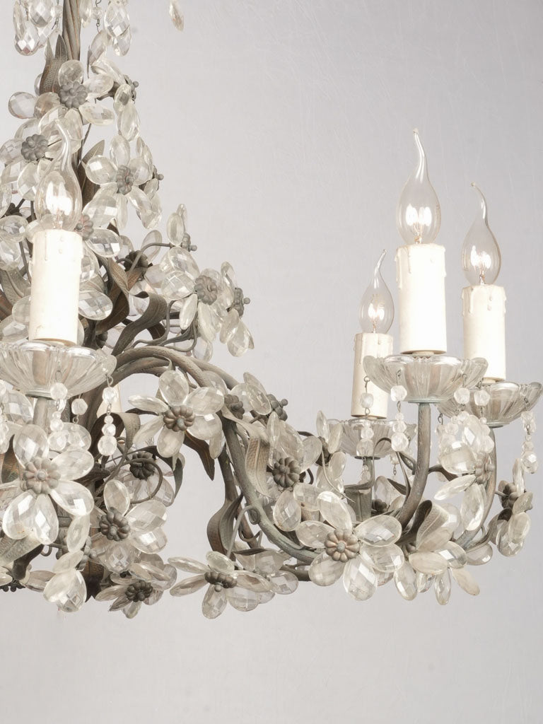 Beautifully detailed Maison Baguès chandelier  