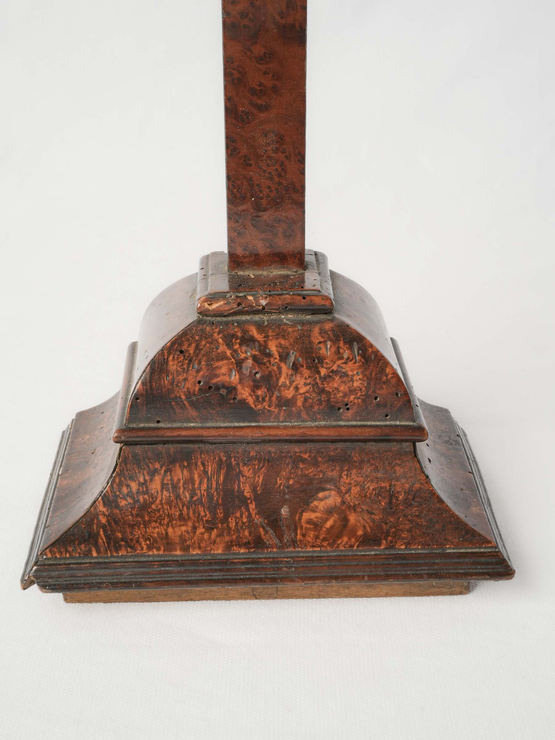 French Baroque Chapel Crucifix in Bronze and Burlwood, Early 17th Century - 23¾"