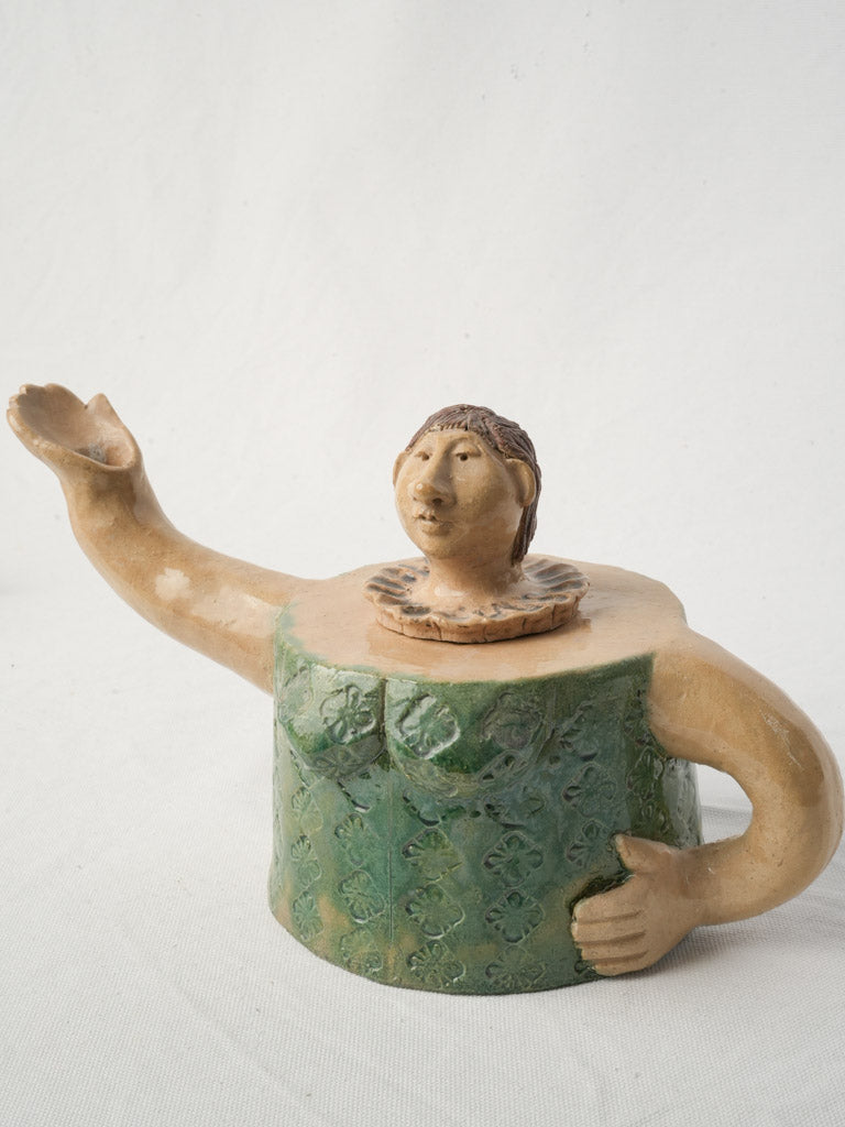 Textured floral patterned teapot figure