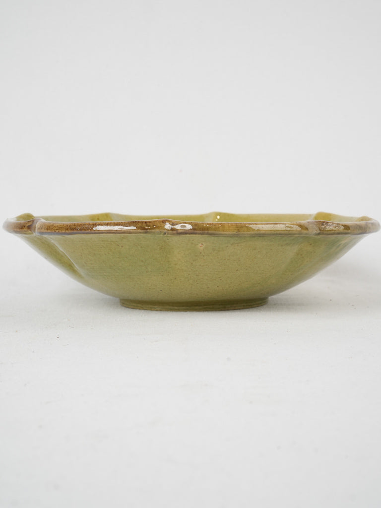 Stylish 1970s melon display bowl