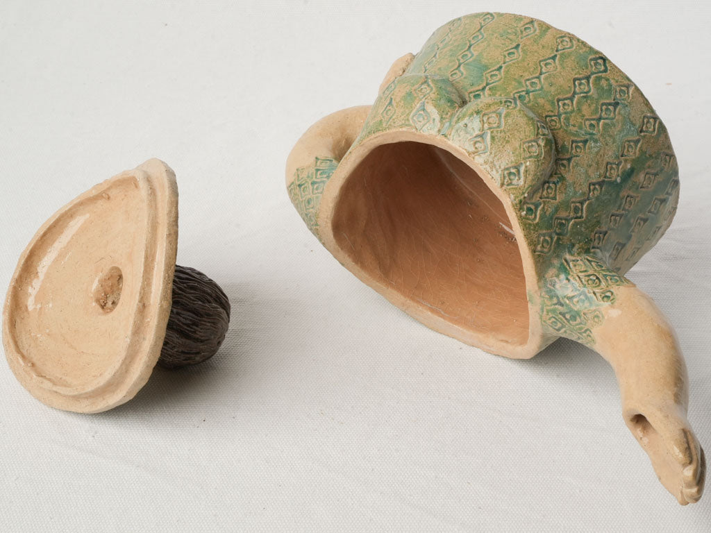 Handcrafted artistic kitchenware  