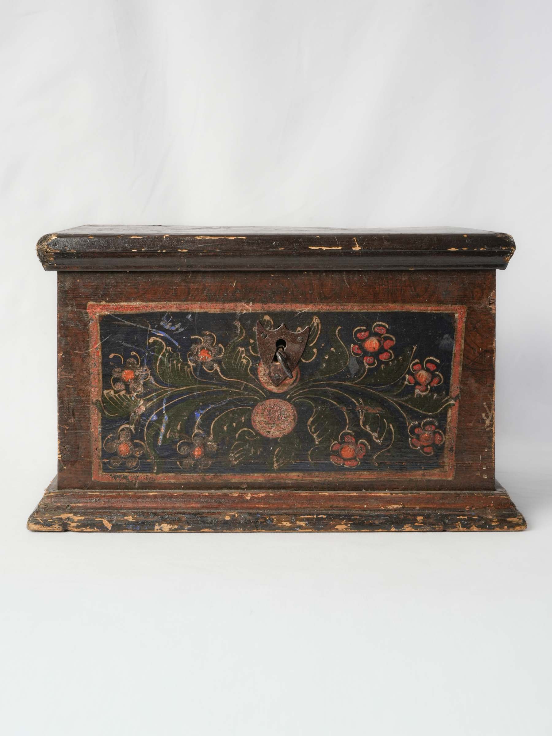 French Folk Art Painted Marriage Box, Late 18th Century - 19"