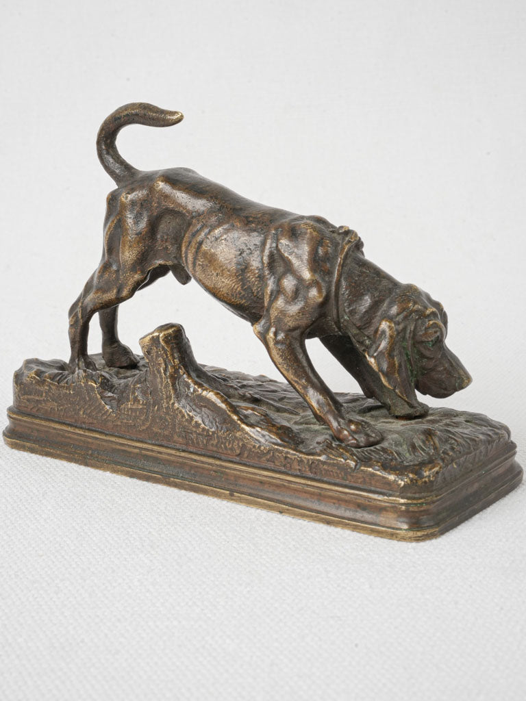 Exquisite antique bronze sculpture dog
