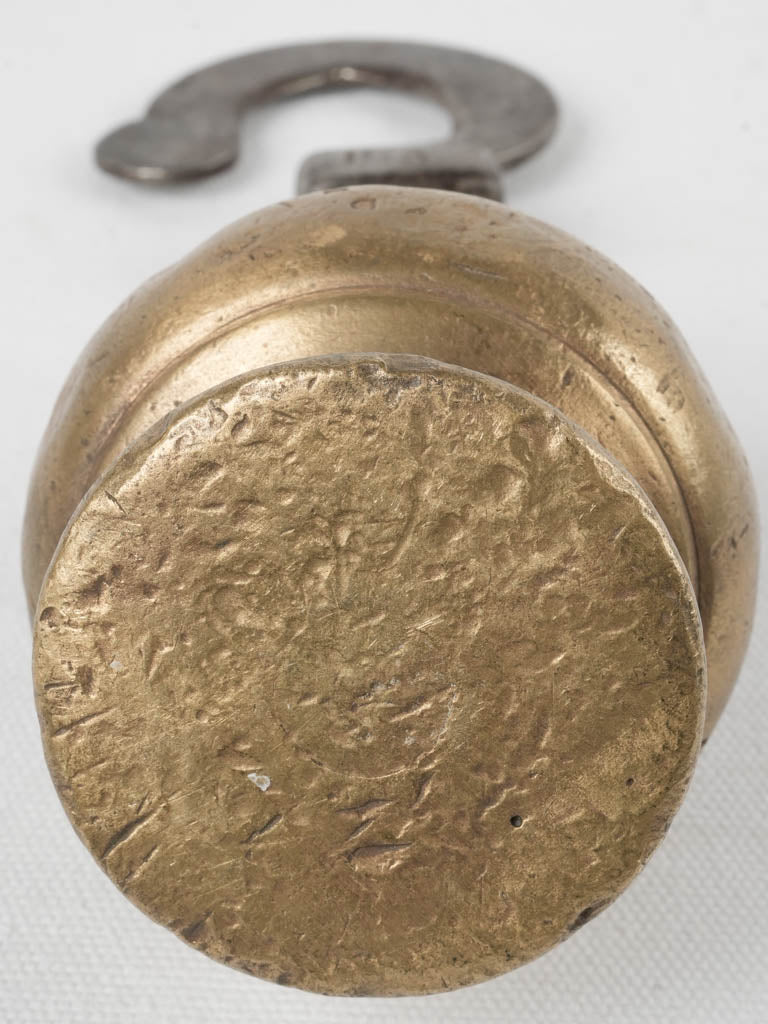 Nostalgic French bronze counterweight scale