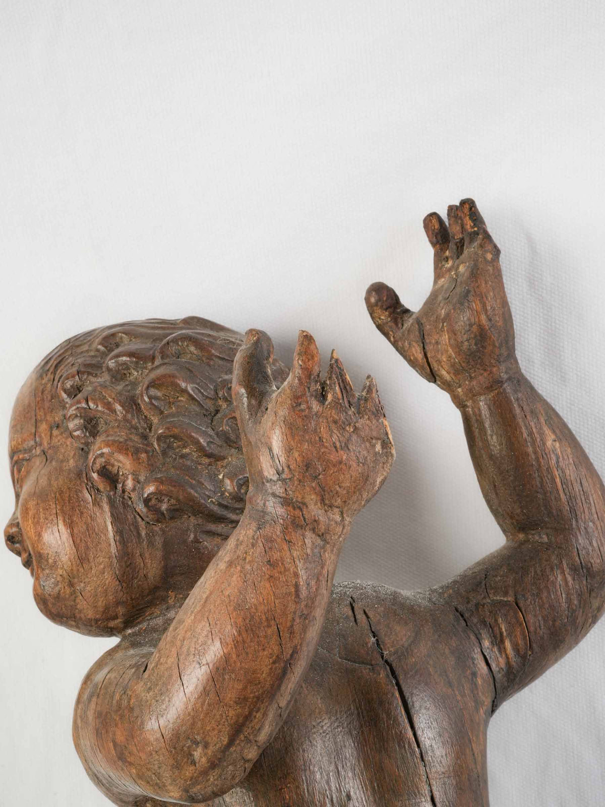 Pair of 18th-Century Carved Wooden Cherubs for Wall Display - 20½"