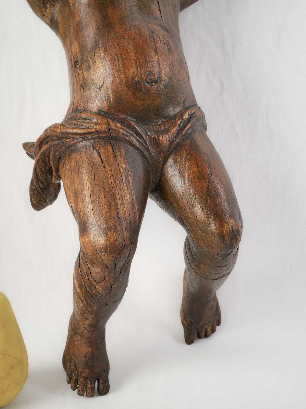 Pair of 18th-Century Carved Wooden Cherubs for Wall Display - 20½"