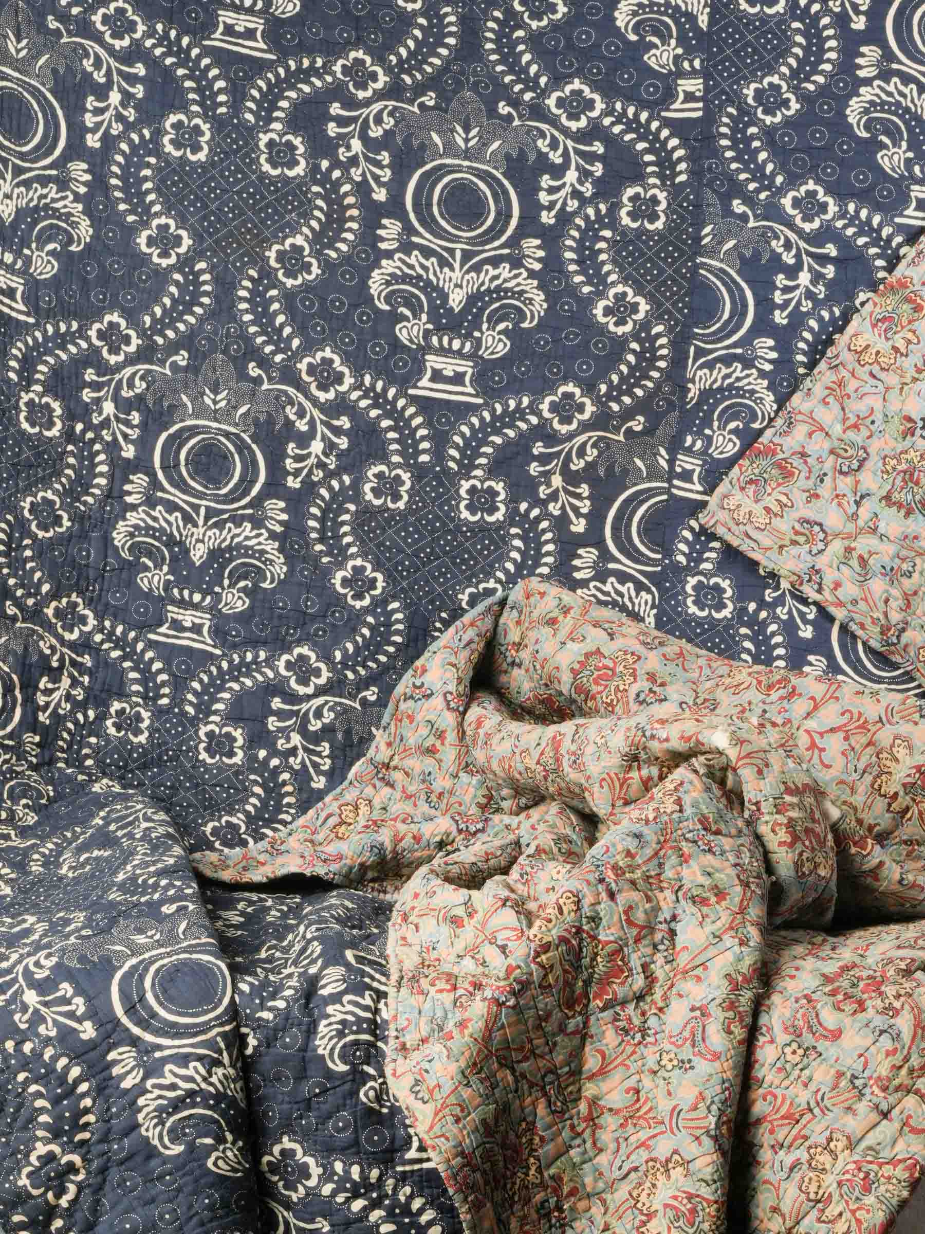 Late 18th-Century Provençal Boutis Coverlet in Indigo Toile de Nîmes - 94½" x 89¾"