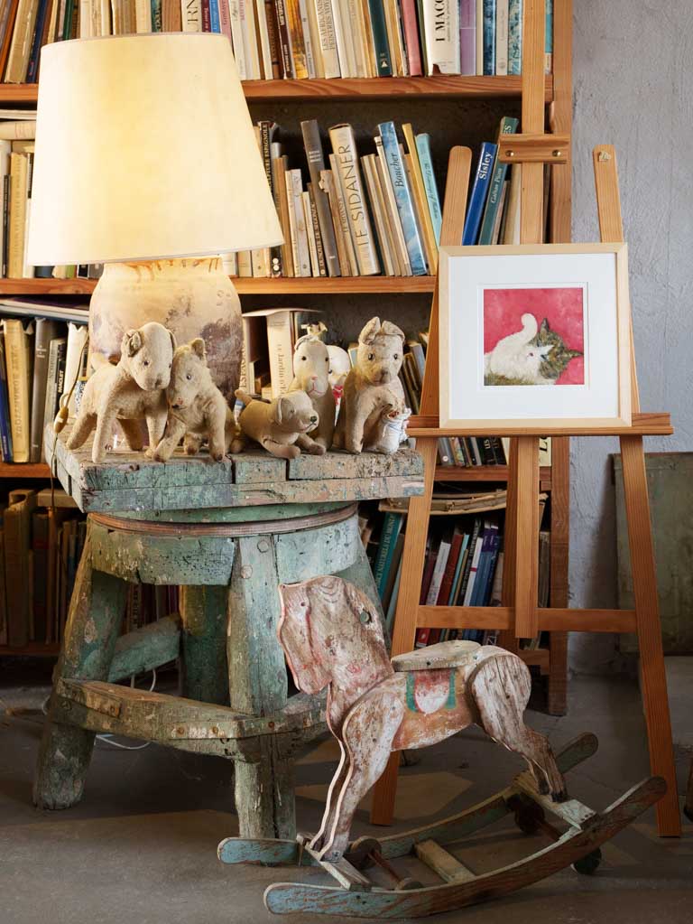 Small Contemporary Painting By Karibou - Tilun Tun - 14¼" x 14¼"