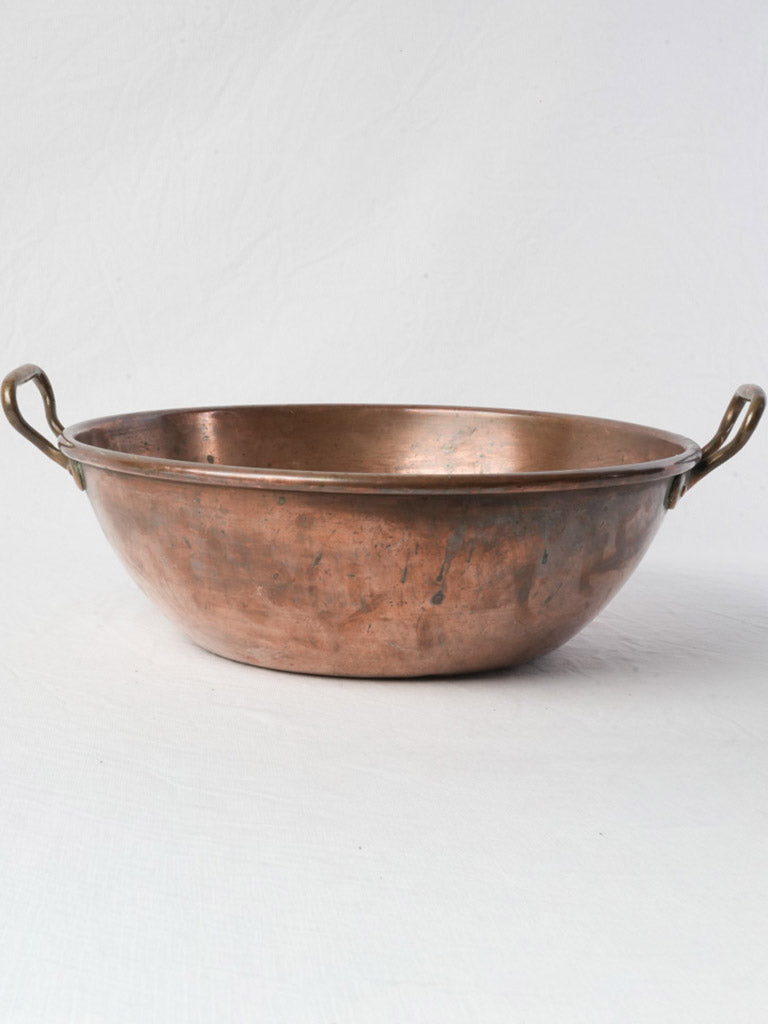Heavy-gauge artisanal cookware