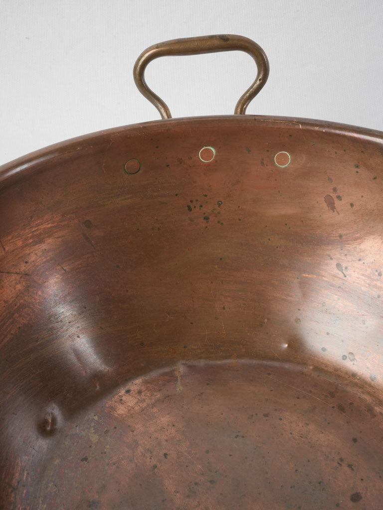 Timeless country-style copperware