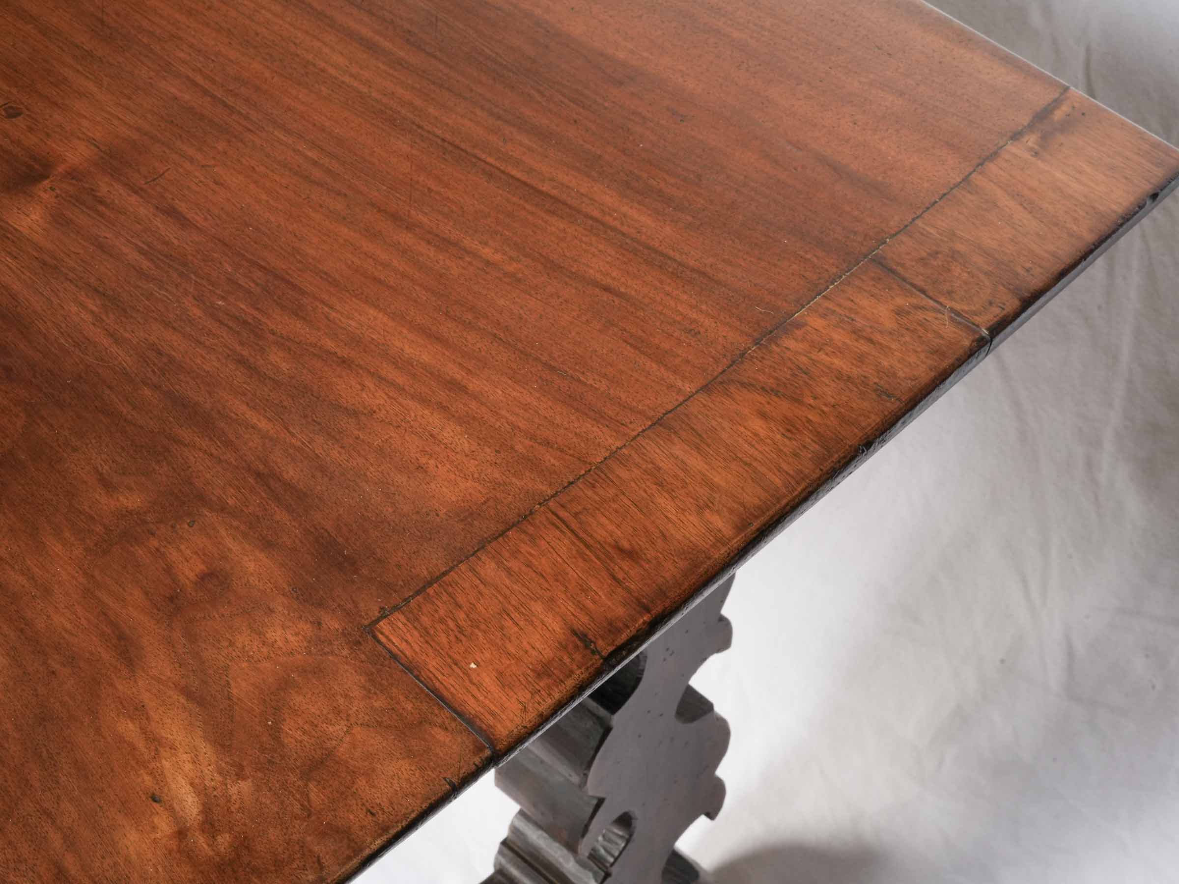 Sculptural 17th-Century Spanish Walnut Baroque Table - 58"