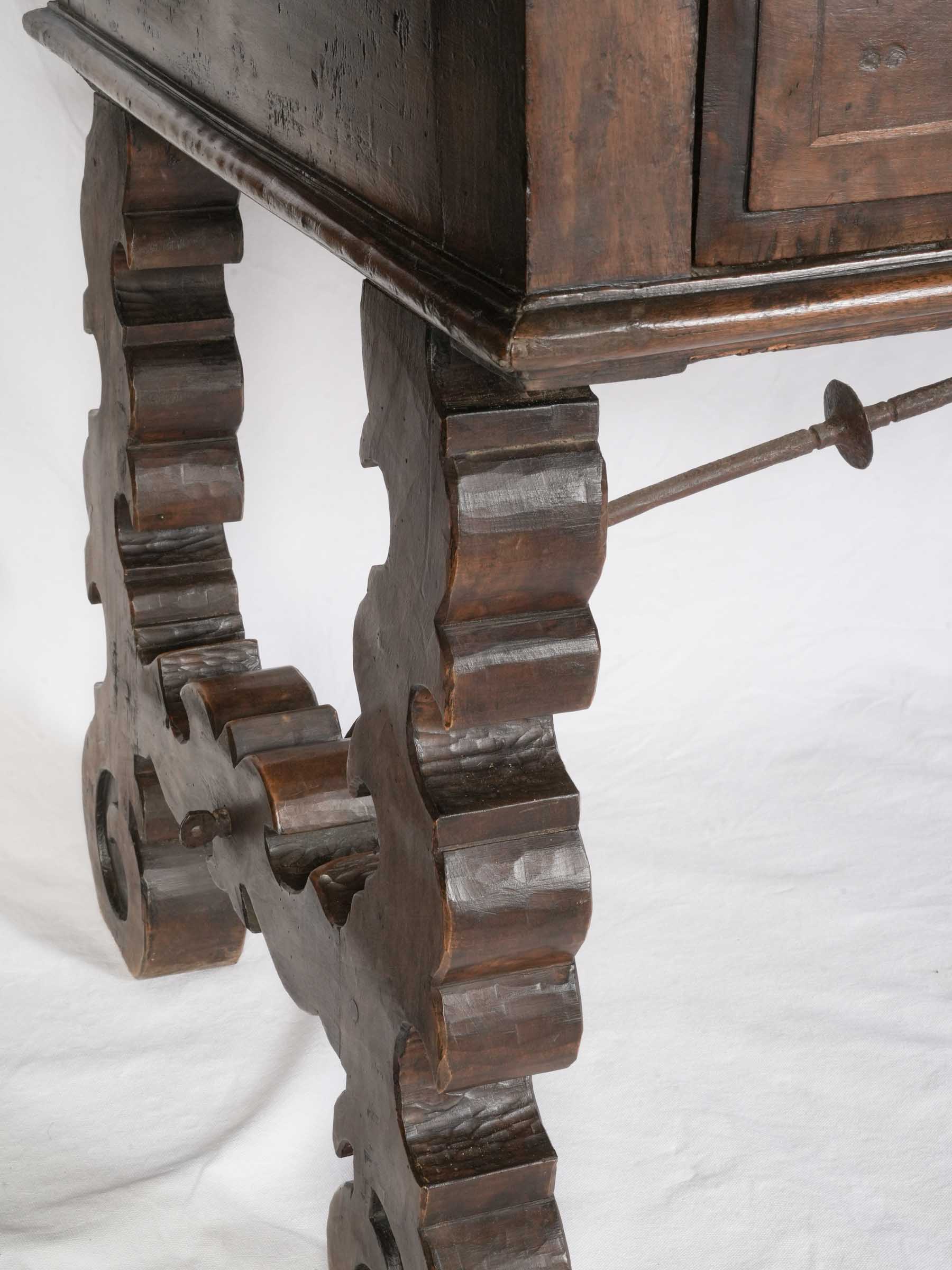 Sculptural 17th-Century Spanish Walnut Baroque Table - 58"