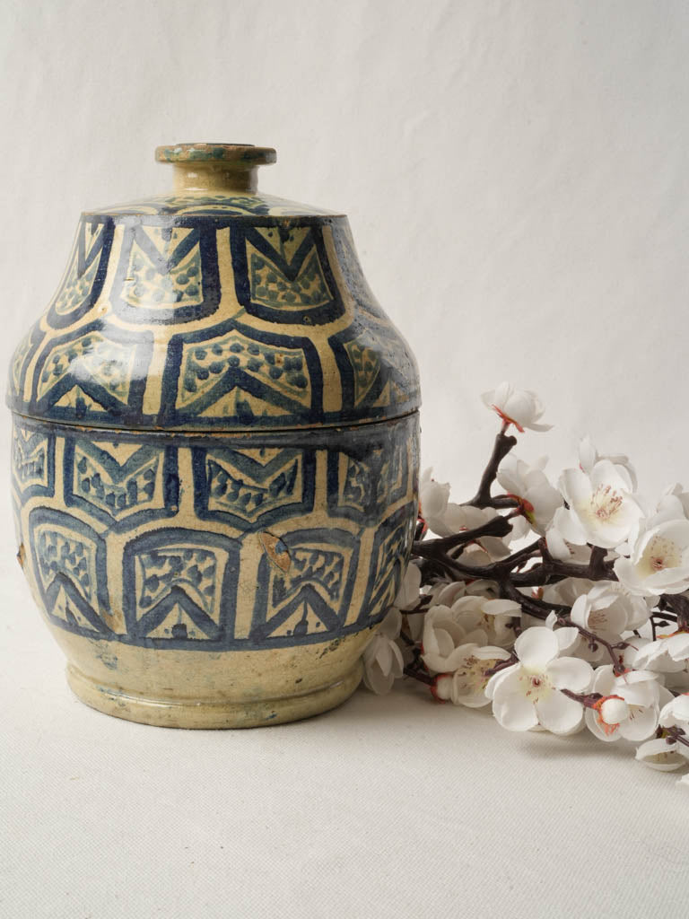 Early 19th-century earthenware jar