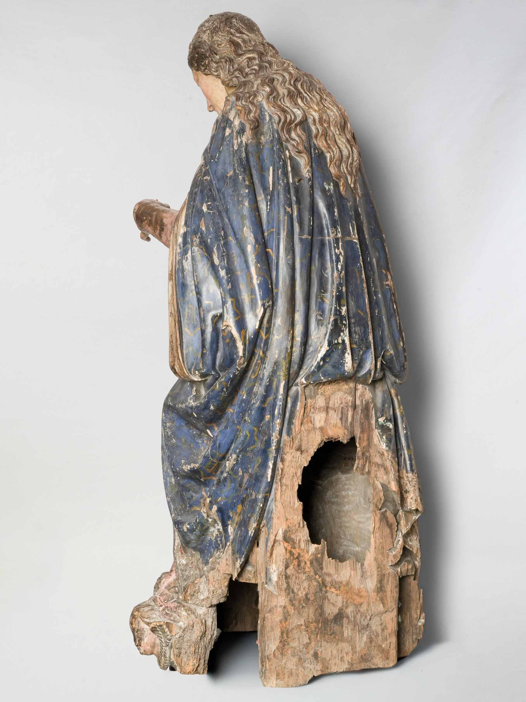 Monumental Carved and Polychromed Figure of Saint Veronica, Circa 1600 - 59"