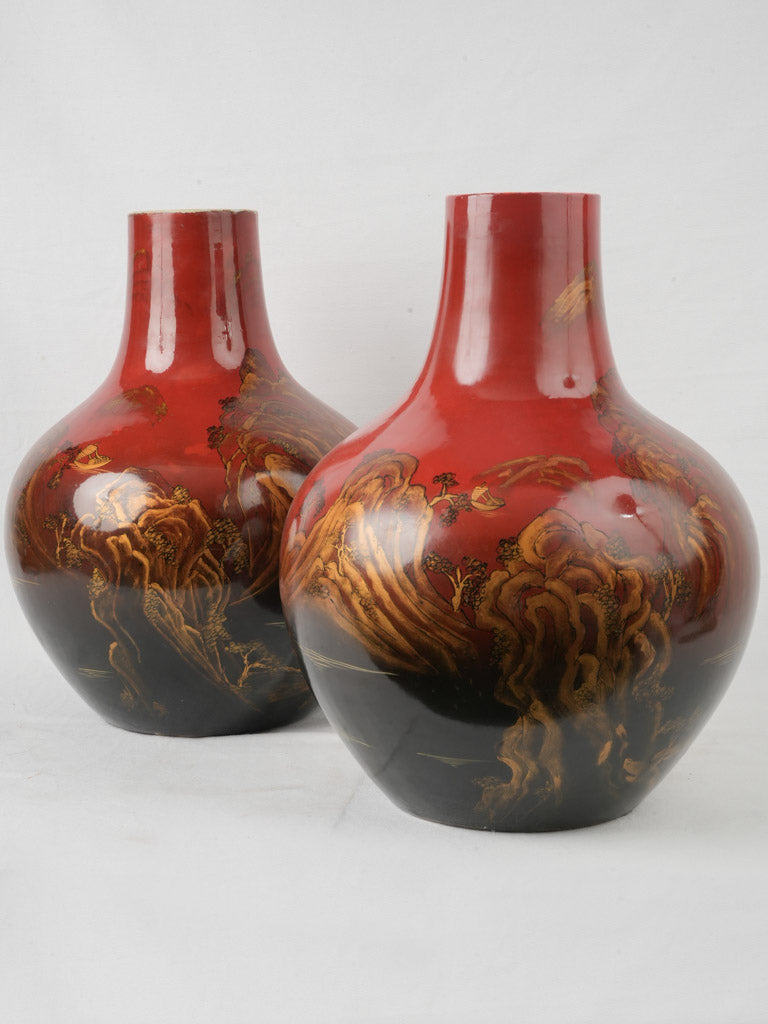 Stunning 19th-century decorative vases  