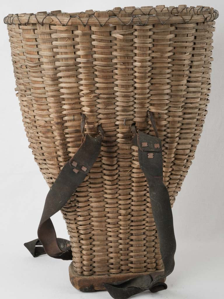 Rugged Old World Wicker Backpack