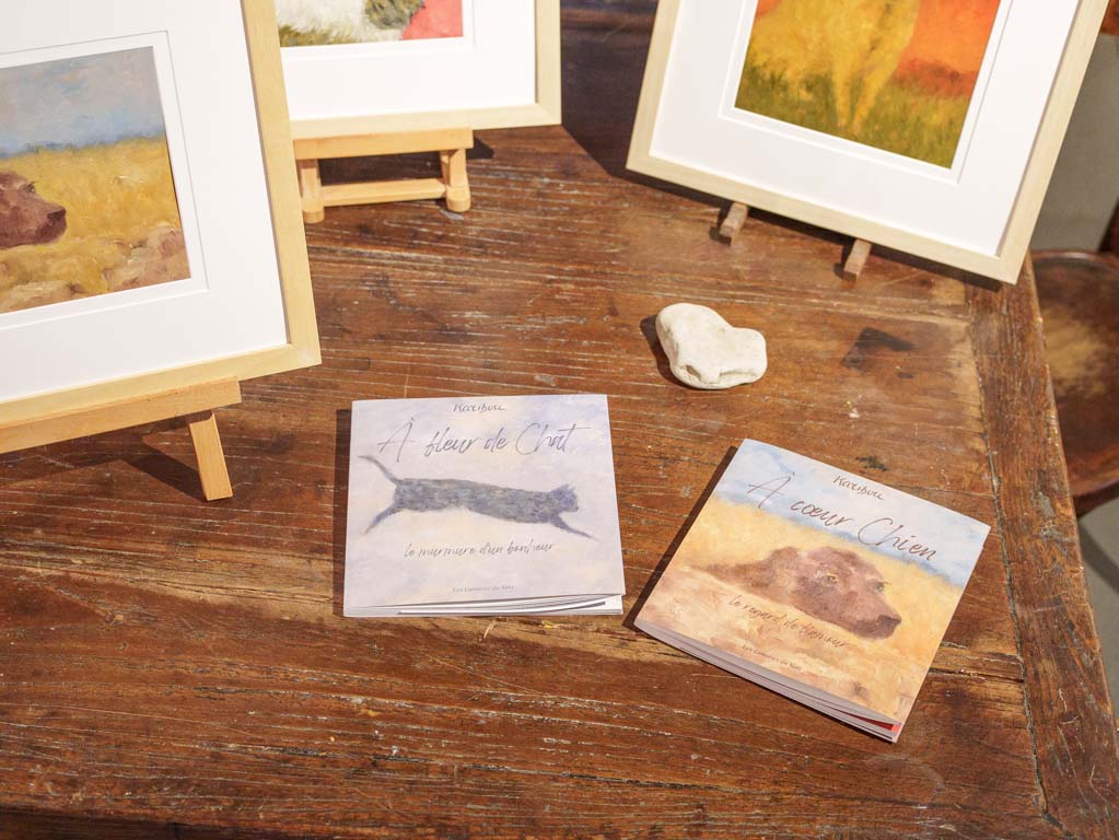 Set of 2 Books By Karibou - A Fleur de Chat and A Coeur Chien