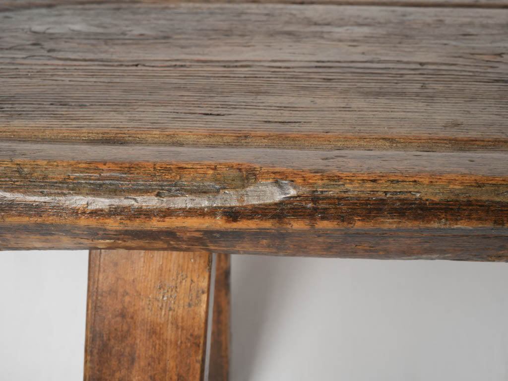 Aged, traditional fromageoir table