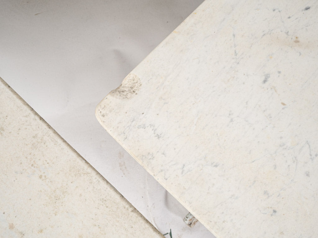 Graceful detailed base tables