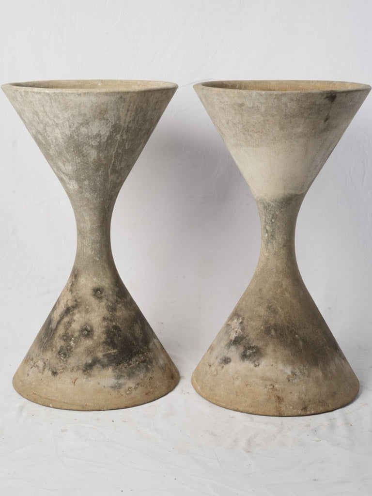 Sculptural hourglass silhouette planters