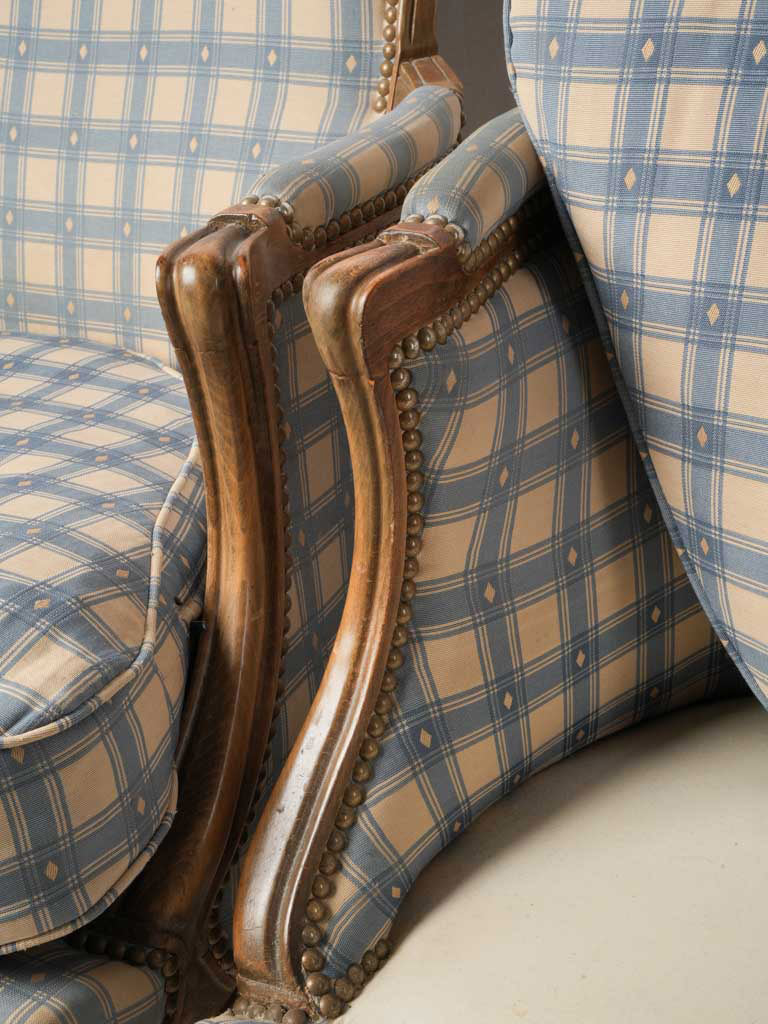 Padded scrolled armchairs set