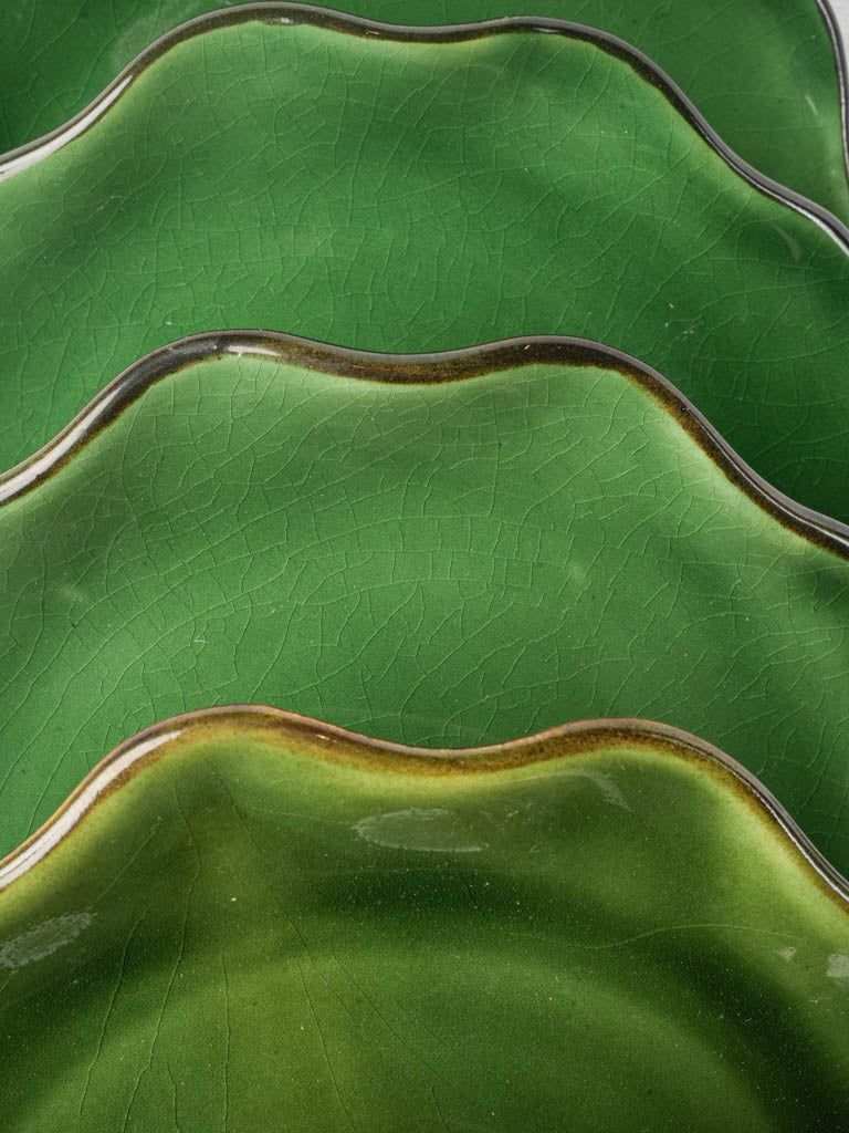 Lustrous craquelure design dessert plates