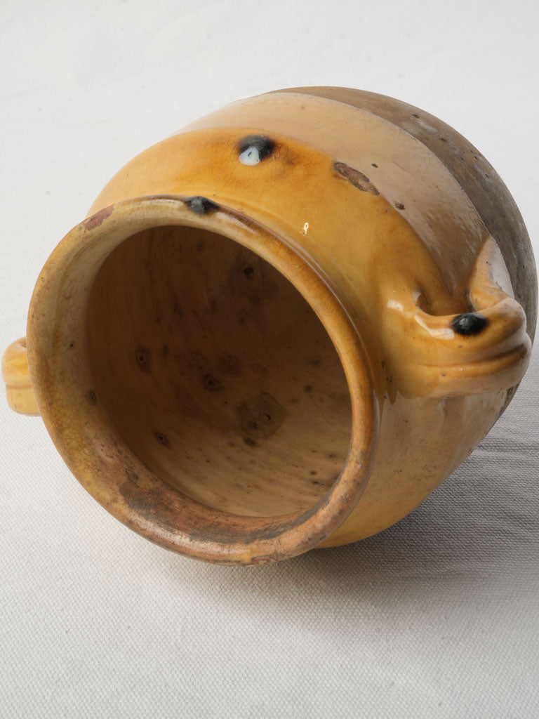 Historic French yellow pottery piece  