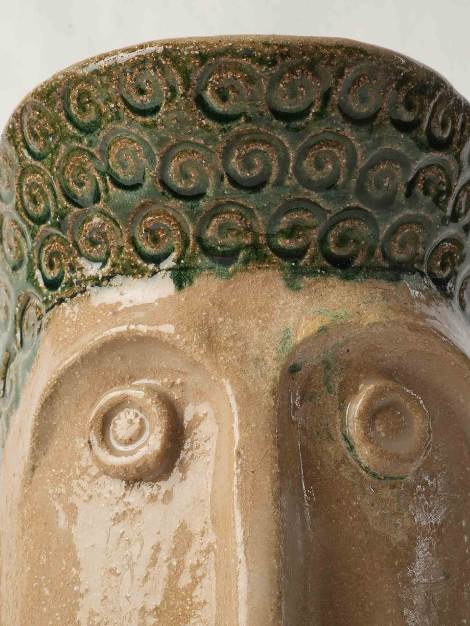 Tactile artisanal pitcher design  
