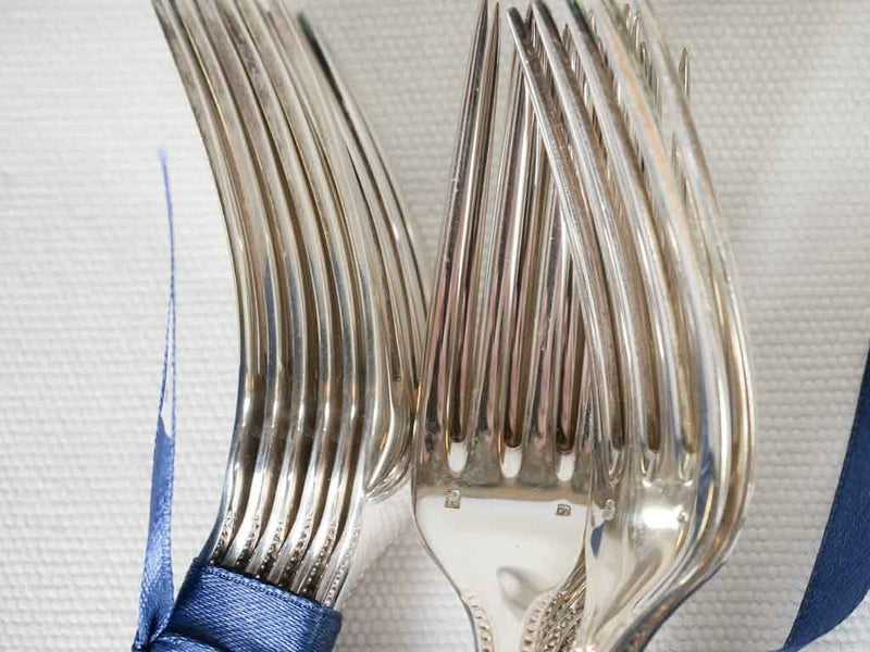Vintage French flatware set for 12 people - Pearl
