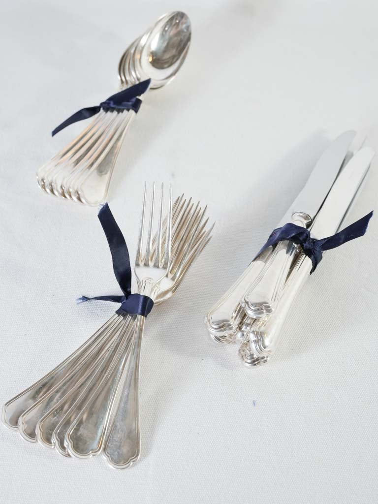Vintage Flatware set for 6 - clover