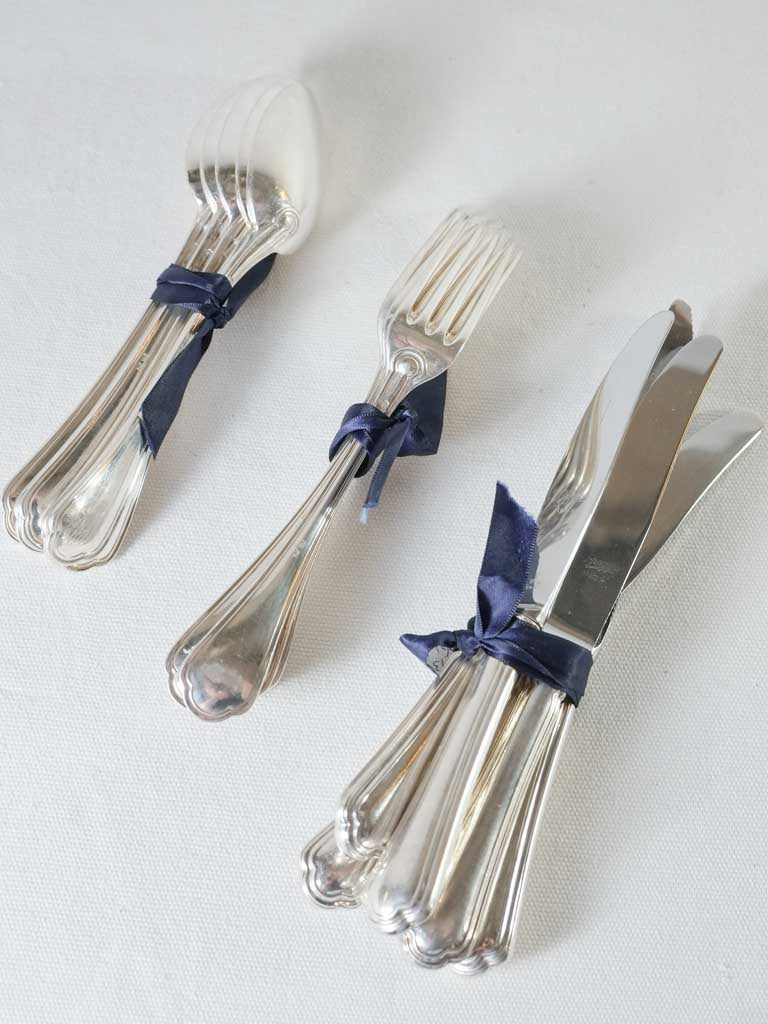 Vintage Flatware set for 6 - clover