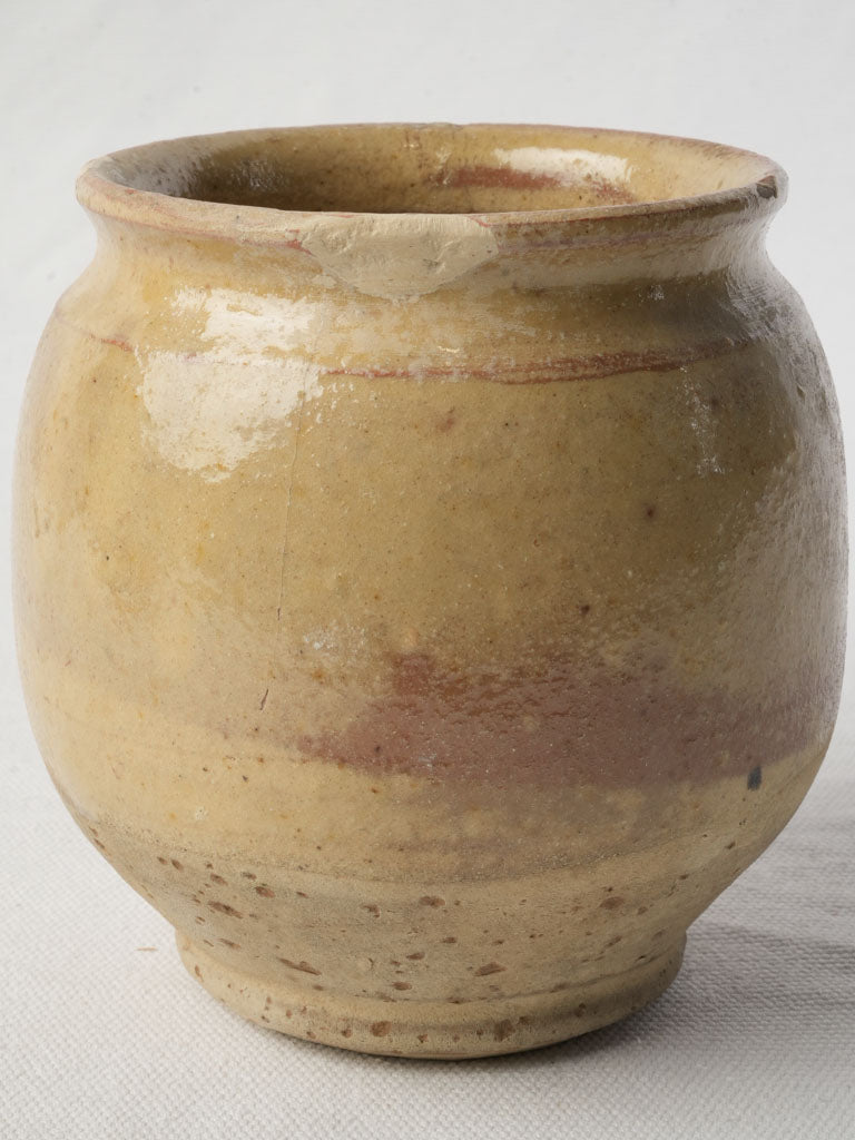 Earthen ware Provençal style pot  